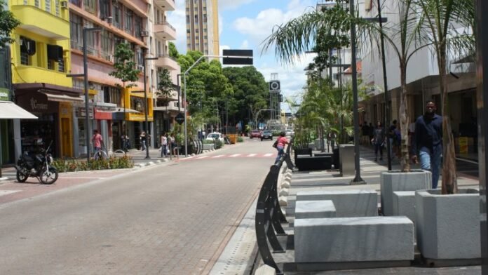 Serviços funcionam em esquema especial hoje e amanhã na Capital