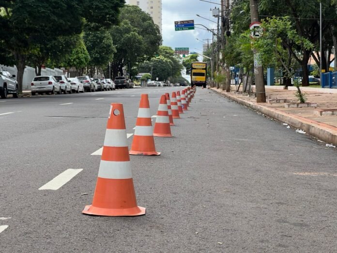 Eventos religiosos interditam vias em Campo Grande nesta segunda-feira