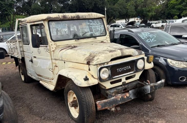Leilão do Detran-MS oferece Toyota Bandeirante e mais 180 veículos