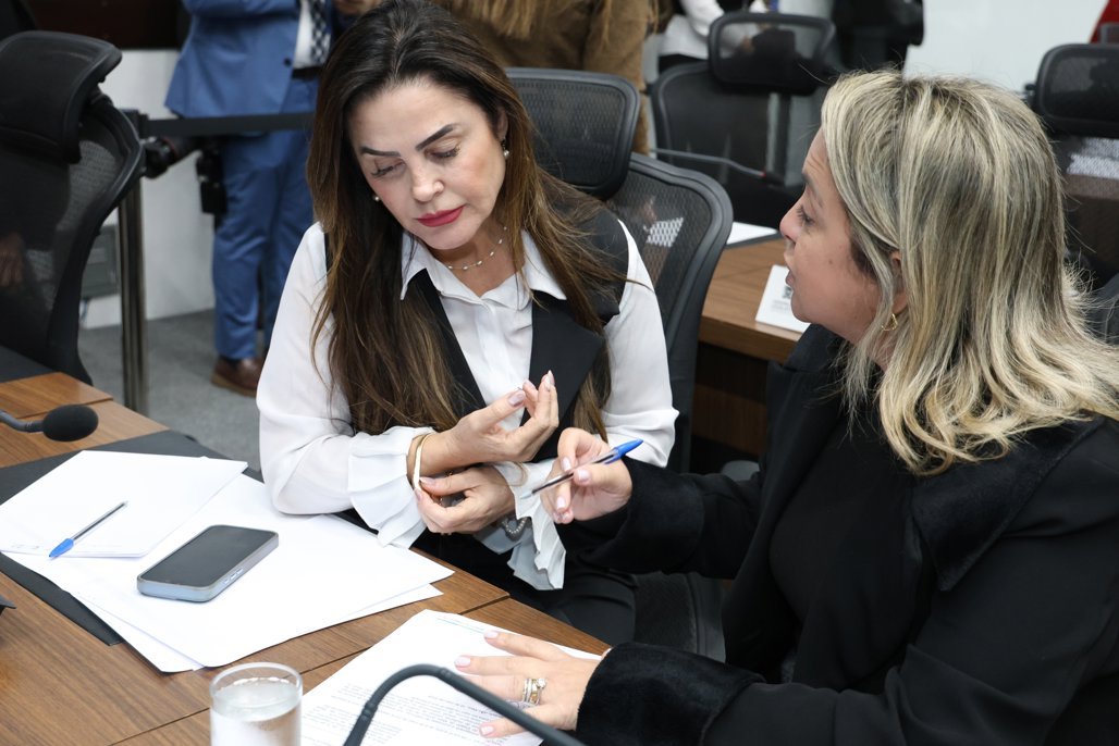 Lia Nogueira e Mara Caseiro fortalecem proteção educacional para órfãos vulneráveis