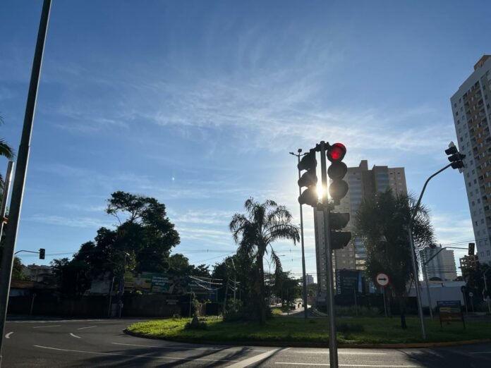 Campo Grande tem previsão de calor e baixa umidade nesta segunda-feira