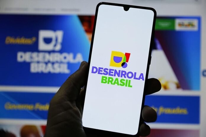 Brasileiros inadimplentes já podem buscar bancos para aderir ao Novo Desenrola