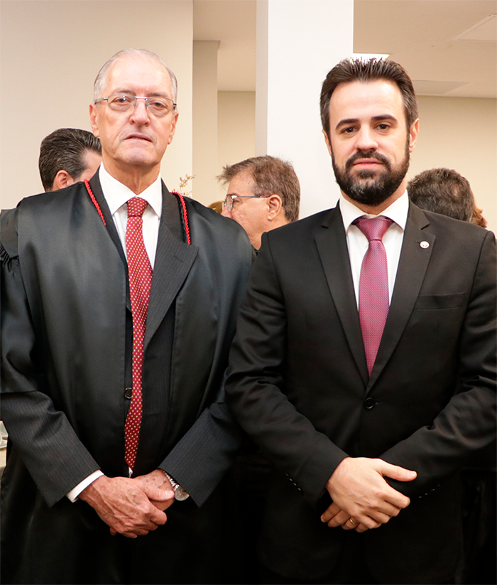 Colégio de Procuradores do MPMS delibera pautas e homenageia Olavo Mascarenhas