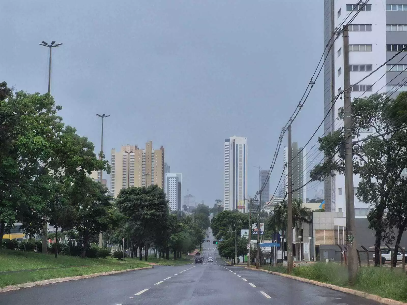 Massa polar mantém frio e chuva em MS nesta terça-feira