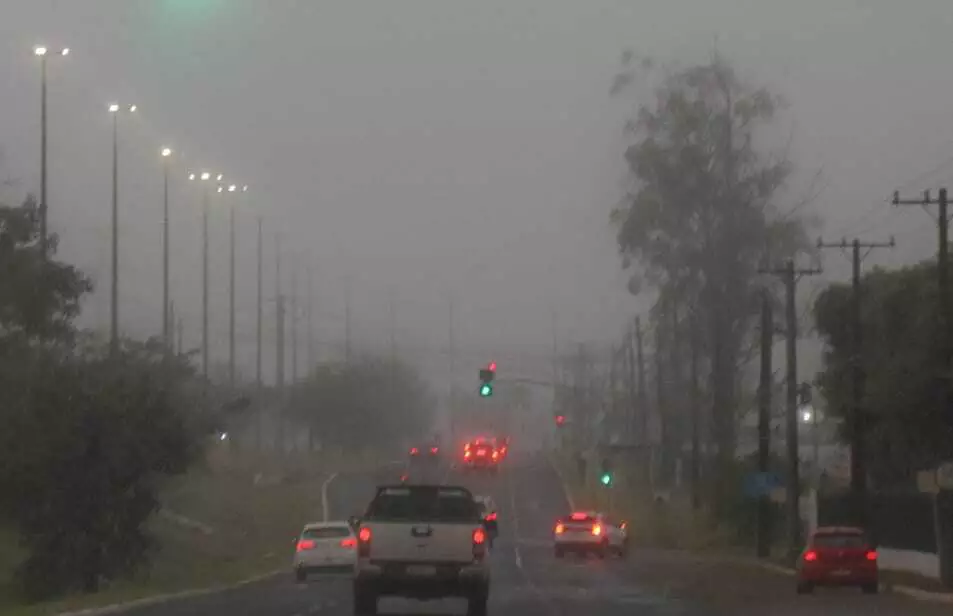 Primeira frente fria do inverno deve derrubar temperaturas para até 4°C em MS