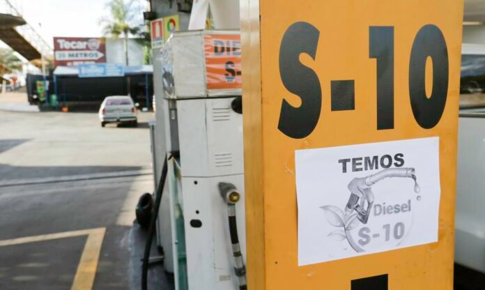 Diesel, bomba de combustível