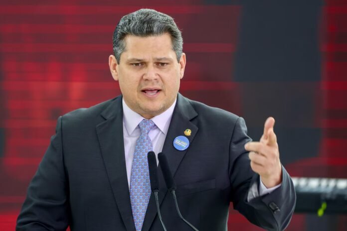Fim da escala 6×1: Senado discute avanço da PEC em reunião de líderes nesta quarta-feira