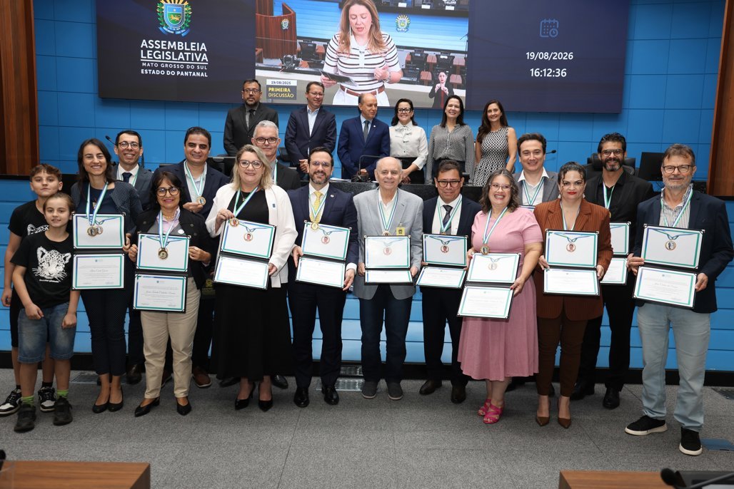 ALEMS homenageia educadores e destaca força do ensino superior