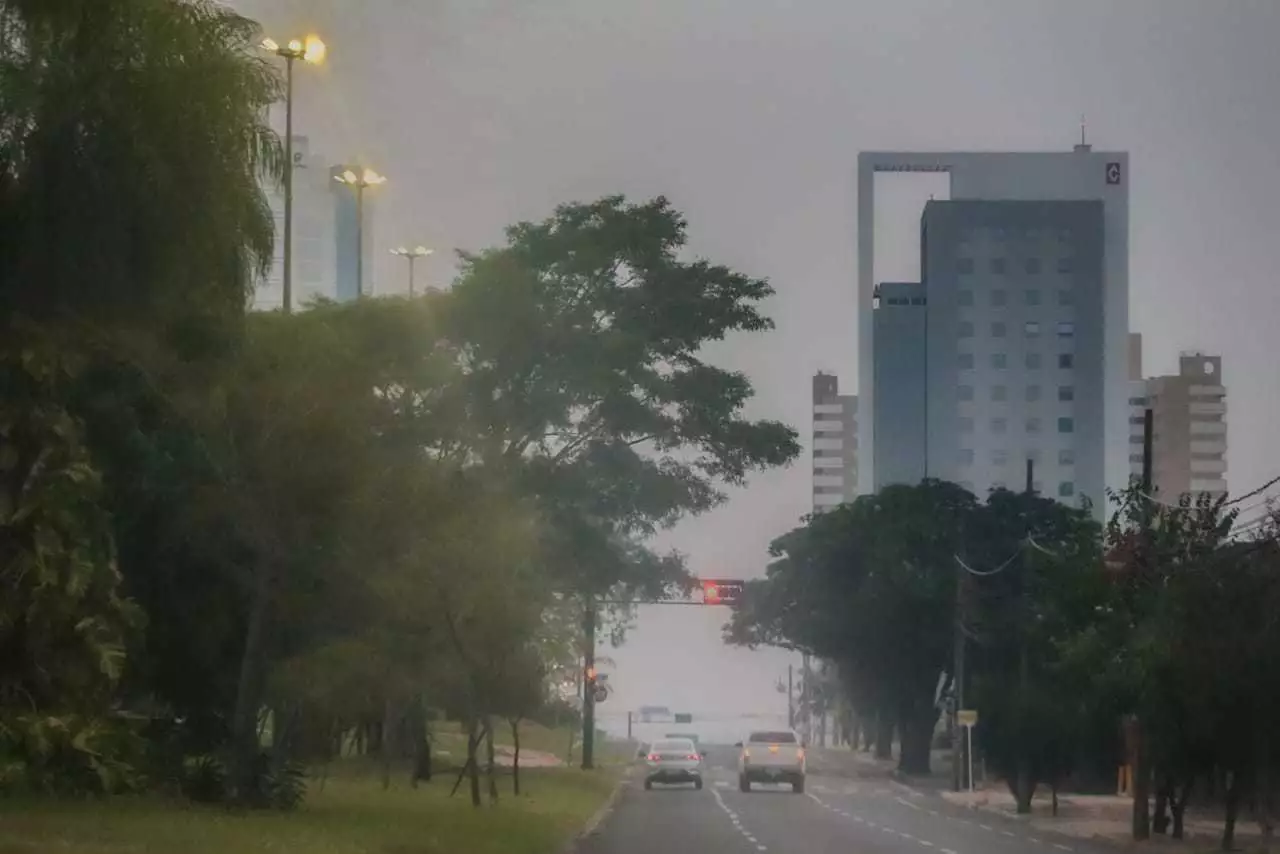 Campo Grande e mais 54 cidades entram em alerta para tempestades nesta quarta-feira