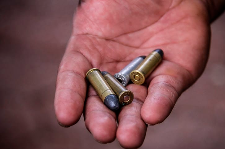 Jovem é baleado por três homens e morre durante fuga em Campo Grande